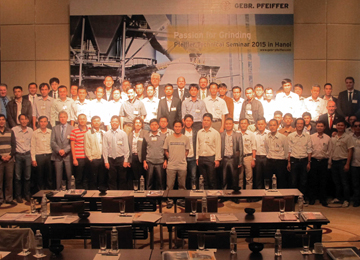 Pfeiffer Event – Technisches Seminar in Hanoi 2015 Gruppenfoto