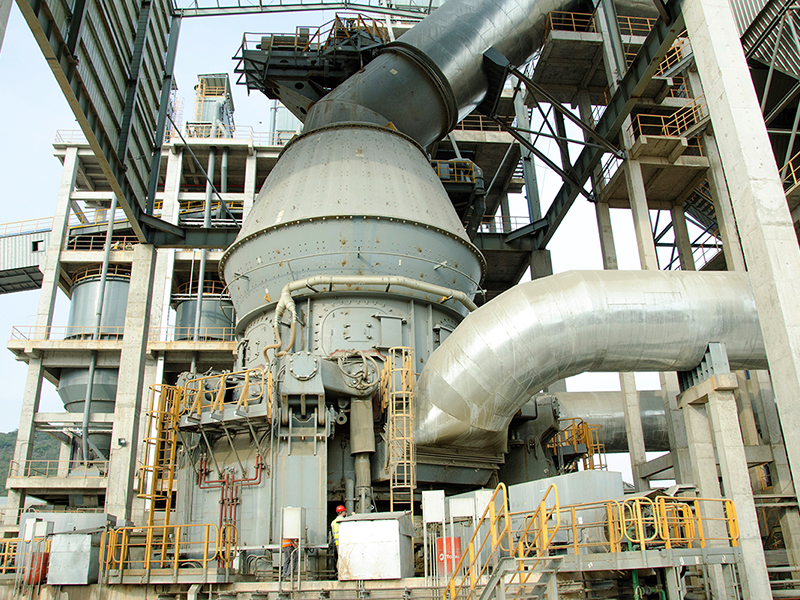 Gebr. Pfeiffer MVR 6000 C-6 cement mill with MultiDrive®, Siam City/Chip Mong Touk Meas, Cambodia