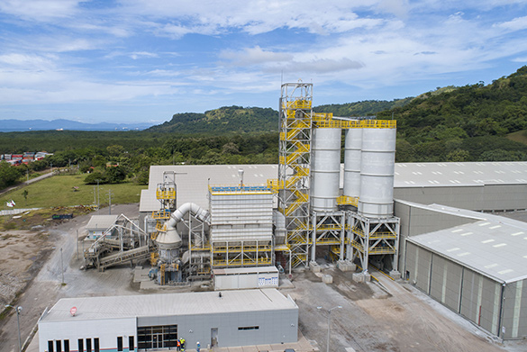 El sistema r2g 2500 C-4 está en servicio en Caldera, Costa Rica, desde la primavera de 2018